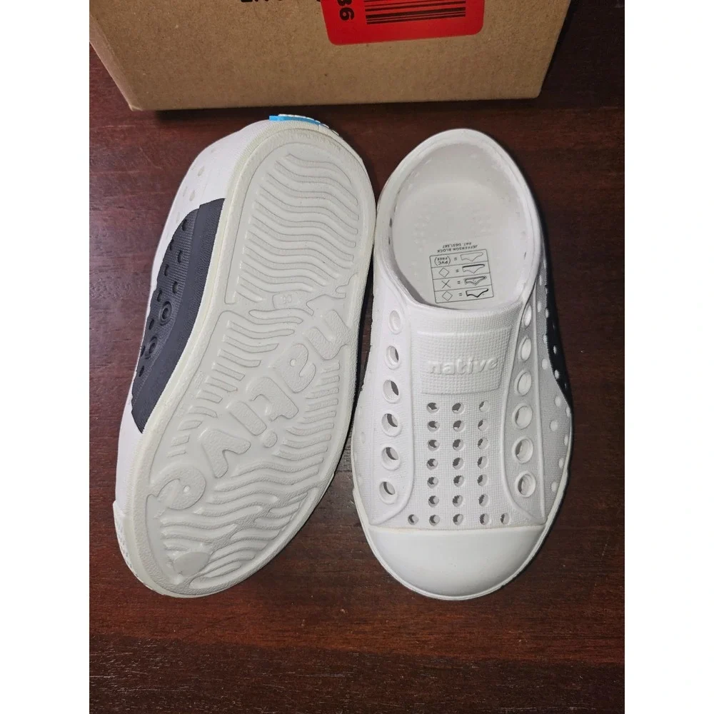 NATIVE JEFFERSON‎ CIRCLE UNISEX SLIP ON LIGHTWEIGHT EVA WATERPROOF SHOES SIZE C5